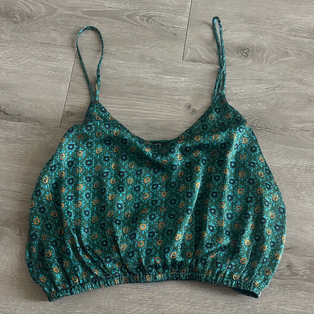 Cropped boutique blouse tank